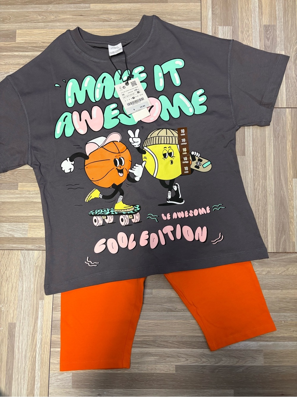 Zara graphic tee outfit